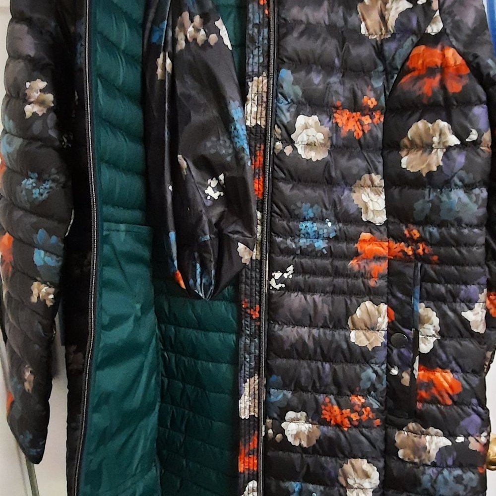 Small puffer jacket - Picture 4 of 9